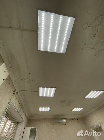 Светильник потолочный светодиодный