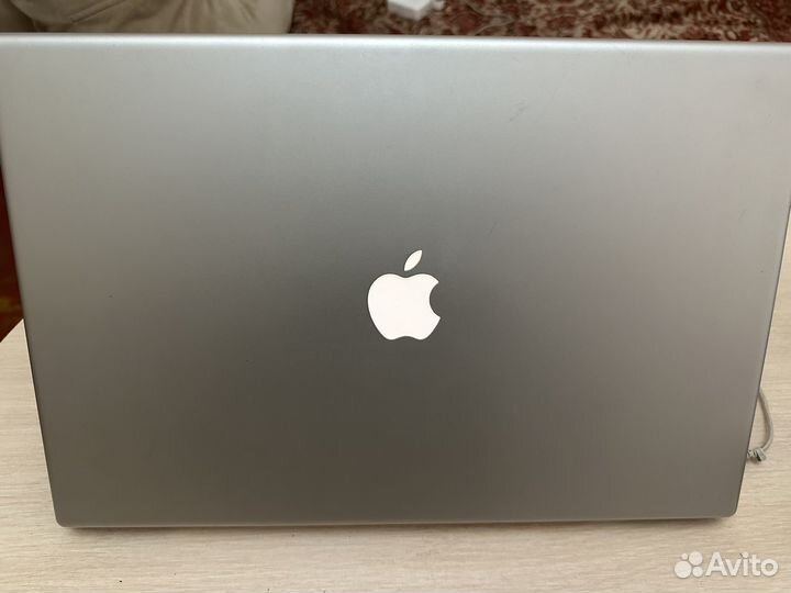 Apple MacBook Pro
