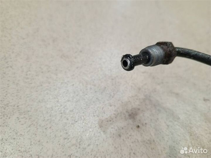 Трубка тормозная передняя правая Ford Fusion 2002