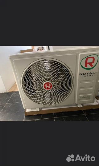 Royal Clima RCI-RF30HN (с приточной вентиляцией)