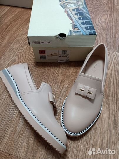 Кроссовки, ботинки женские новые