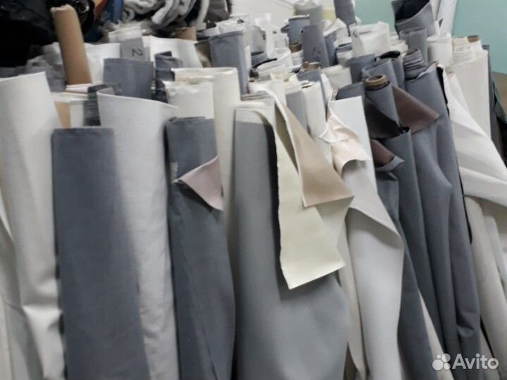 Кожзам экокожа концевые остатки 2-4 метра. Отрез