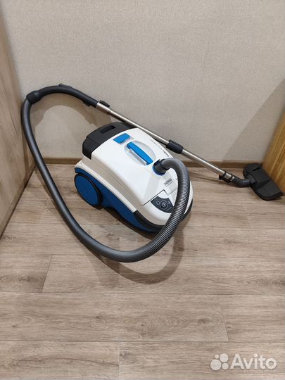 Продаётся пылесос Thomas Twin Aquawosh