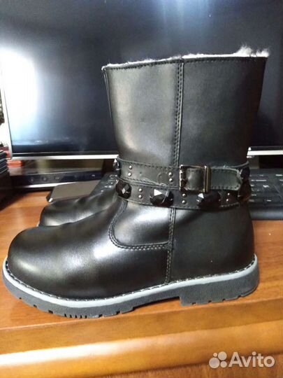 Сапожки для девочки