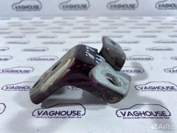 Петля двери передняя левая Mazda 3 BK 1.6 2006