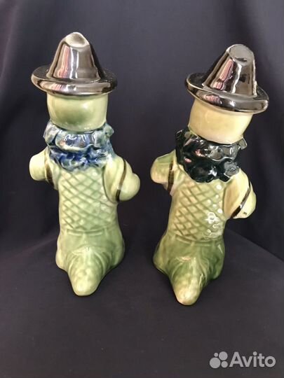 Крокодил Гена с гармошкой.Фаянс.СССР.Статуэтки
