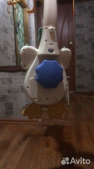 Музыкальный мобиль с проекцией на потолок