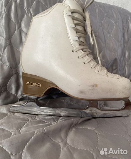 Фигурные коньки edea