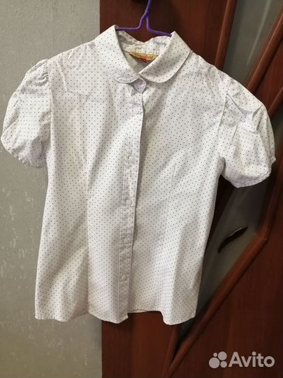 Продам блузку для девочки 134 см