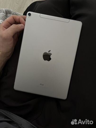 iPad pro 10 5 64gb wifi cellular