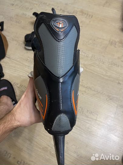 Коньки хоккейные 40 размер