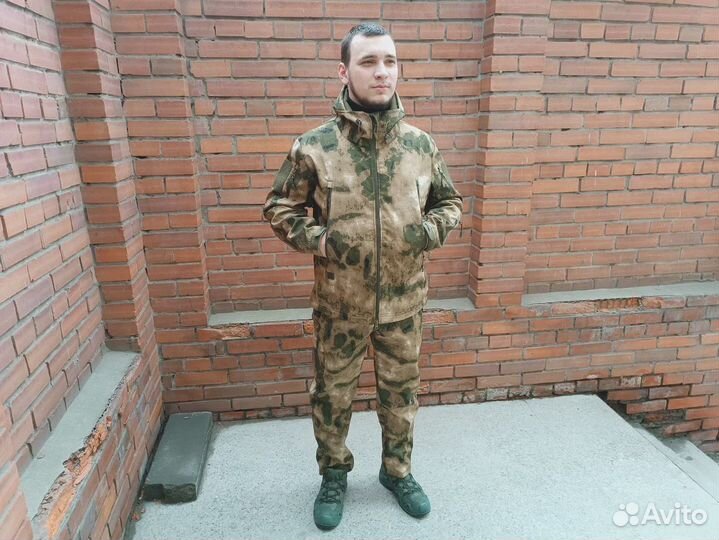 Костюм софт-шелл водонепроницаемый, с флисом