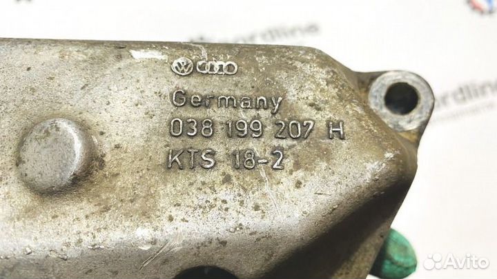 Кронштейн АКПП левый Volkswagen Bora седан 1.6 AVU