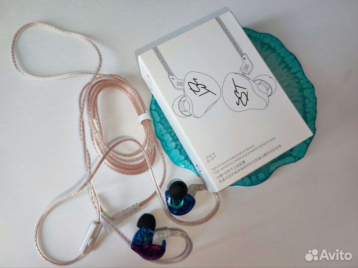 Гибридные наушники KZ ZST pro гарнитура новые