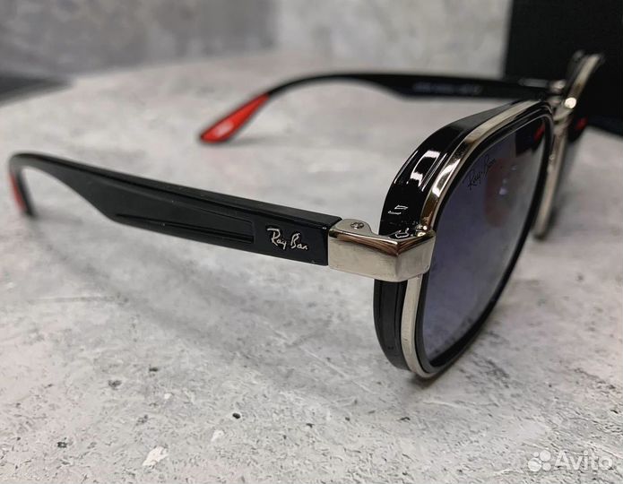 Очки Ray Ban ferrari чepныe