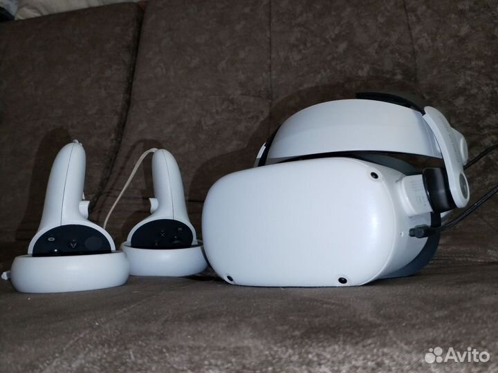 VR Шлем oculus quest 2 С креплением bobo VR M2