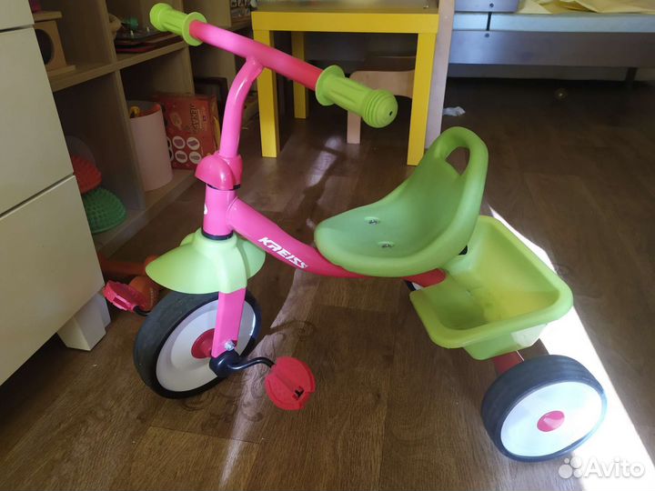 Трехколесный велосипед + конструктор