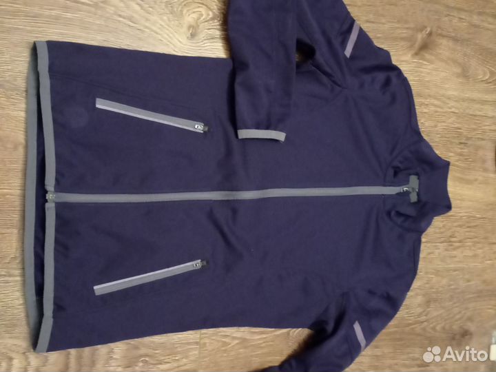 Куртка женская спортивная