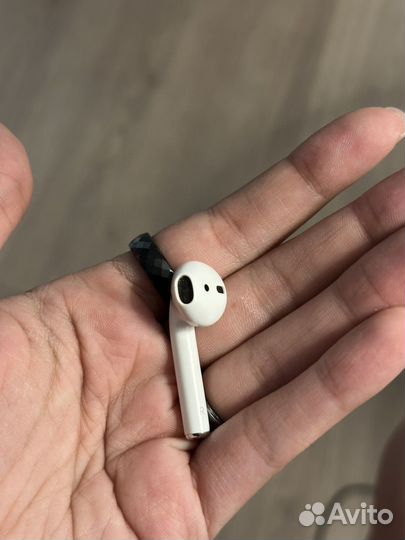 Беспроводные наушники apple airpods 2