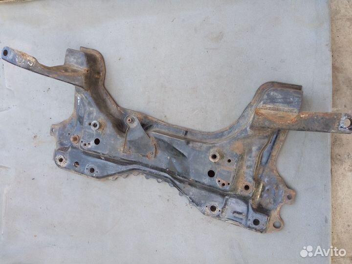 Балка подмоторная для Ford Focus I 1998-2005