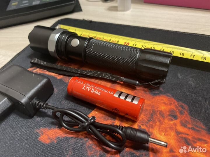 Фонарь мощный светодиодный