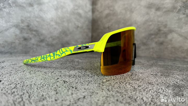 Лимитированные Oakley Sutro Lite Inner Spark Ruby