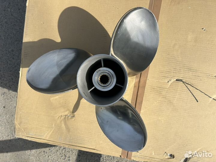 Гребной винт для лодочного мотора