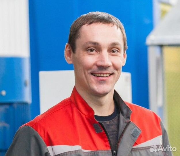 Рабочие на автозавод/вахта