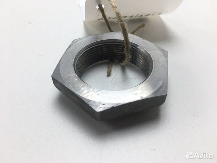 Гайка Mitsubishi Pajero Sport K96W 6G72 2000