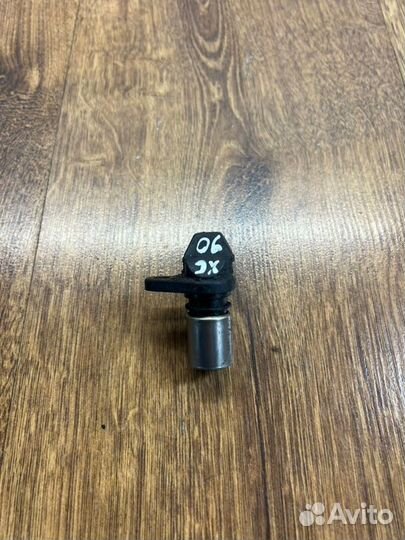 Датчик положения коленвала Volvo Xc90 внедорожник