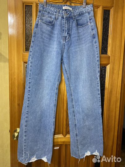 Джинсы