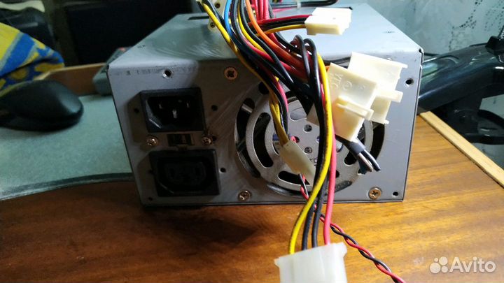 Блок питания GT-200W для компьютера