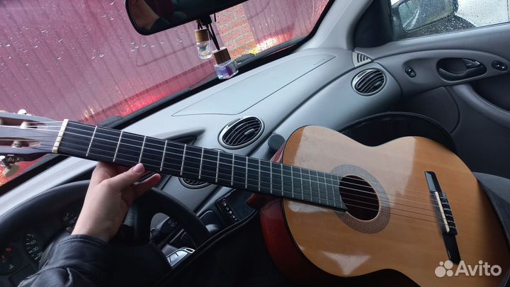 Гитара hohner hc 06