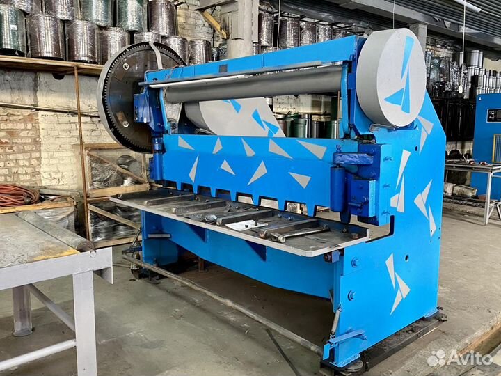 Выполним гибку / рубку листов металла