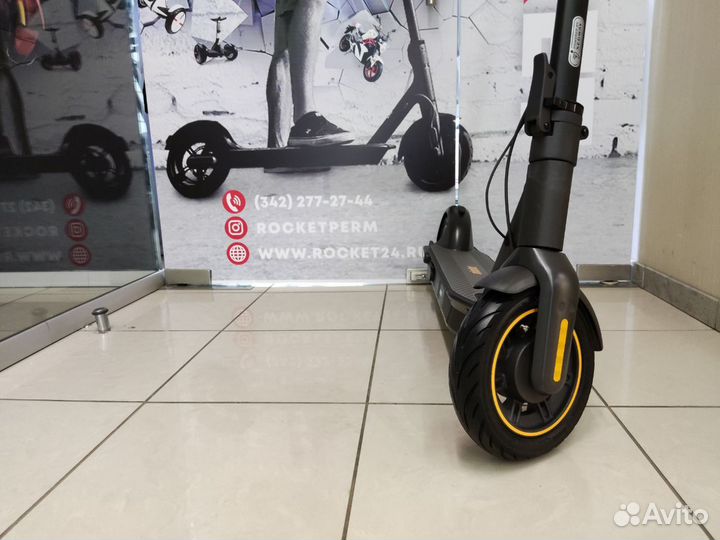 Электросамокат ninebot kickscooter