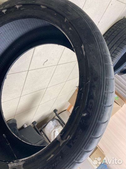 Pirelli P Zero 245/40 R19 и 275/35 R19