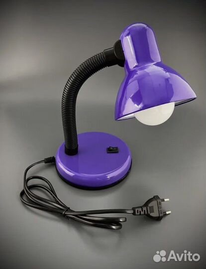 Лампа настольная