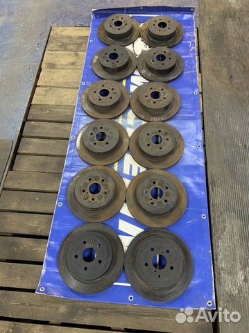 Диски тормозные заднии