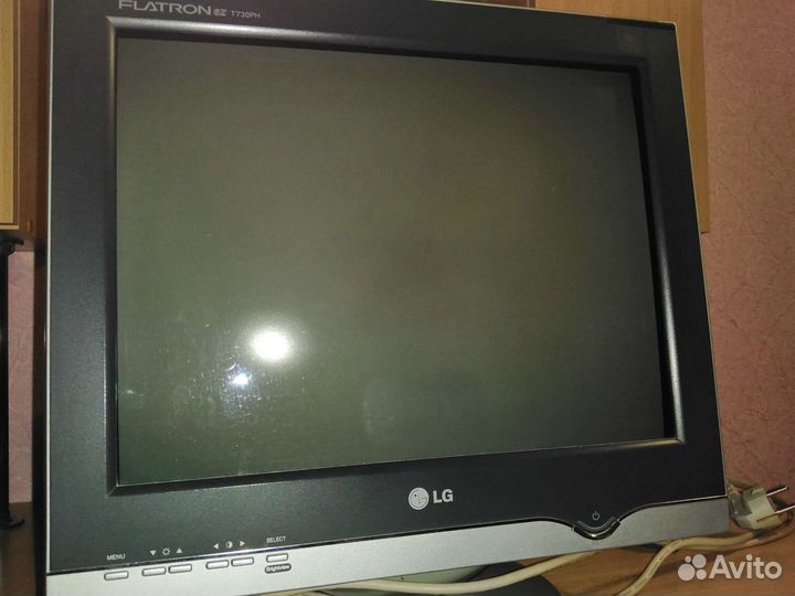 Монитор LG flatron ez T730PH