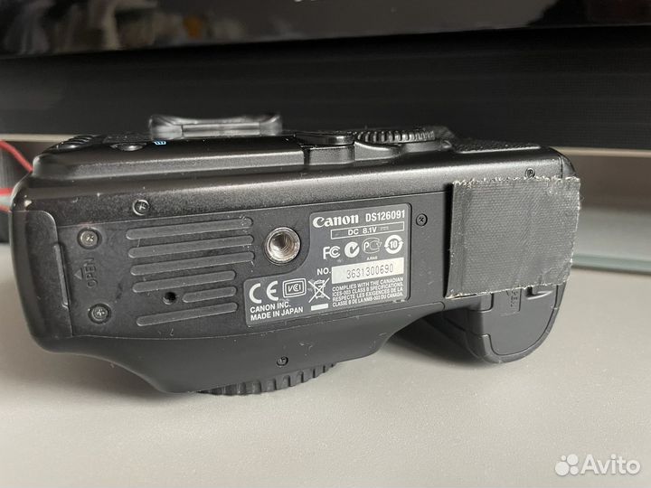 Зеркальный фотоаппарат Canon 5D (не Mark)