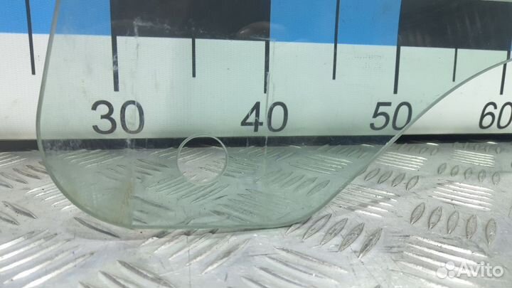Б/У Стекло двери задней левой W219 CLS