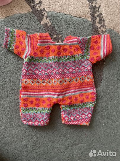 Одежда для кукол и ванночка