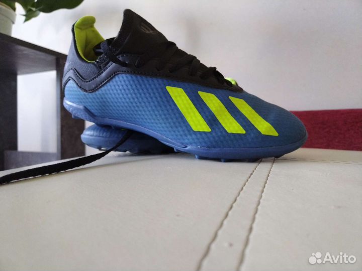 Футзалки adidas