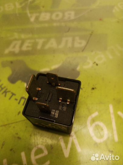 Реле вентилятора Vw Sharan 7M AWC 1.8 турбо 2002