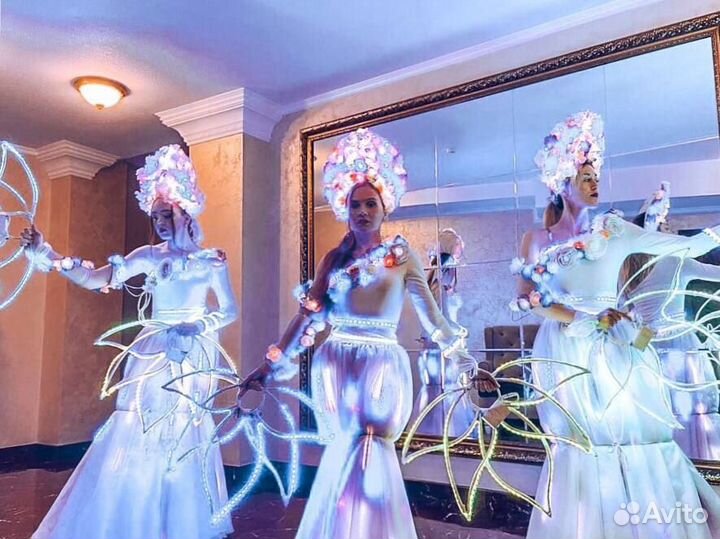 Светодиодное шоу Let's go