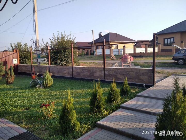 Бурение лунок бензобуром
