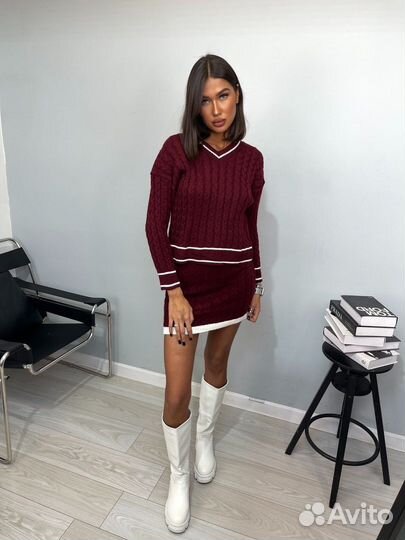 Костюм с юбкой теплый