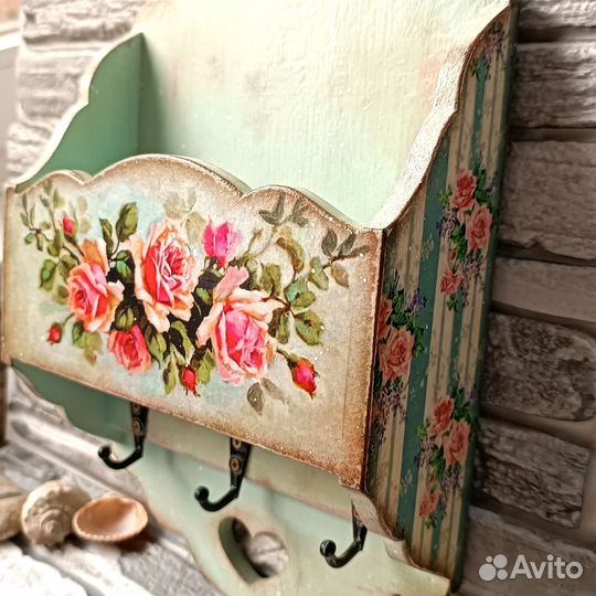 Ключница настенная винтажная с розами