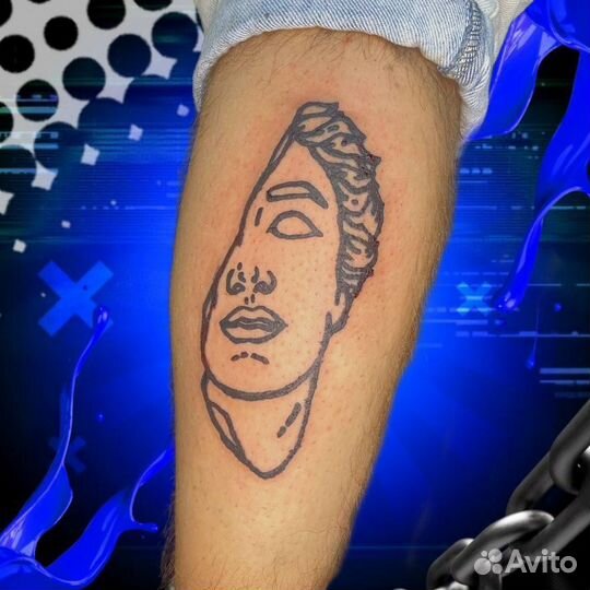Модель для тату
