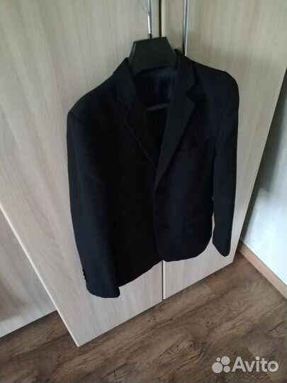 Школьный костюм